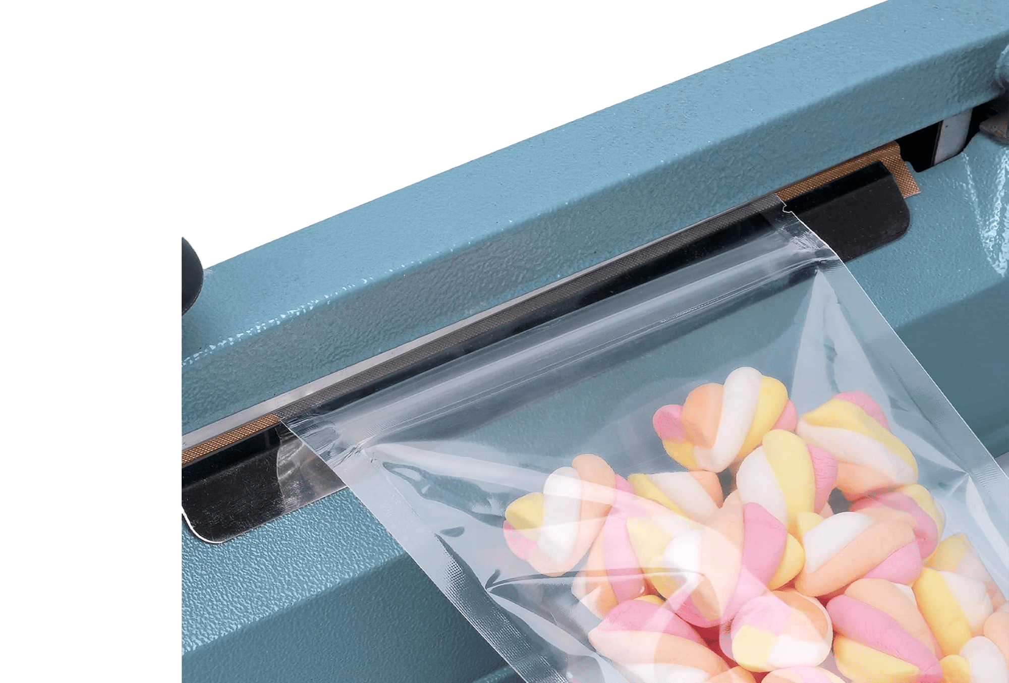 <p><strong>DESKRIPSI LENGKAP DELKOCHOICE STANDING POUCH CLEAR ZIPLOCK</strong></p><p>Delkochoice Standing Pouch Clear Ziplock adalah kemasan serbaguna berbahan plastik bening berkualitas tinggi yang dirancang untuk menampilkan isi produk dengan jelas dan menarik. Dilengkapi dengan sistem ziplock kedap udara yang mudah dibuka-tutup, menjaga kesegaran dan keamanan produk di dalamnya. Cocok digunakan untuk berbagai kebutuhan kemasan seperti makanan ringan, kopi bubuk, teh, bumbu, snack, biji-bijian, hingga produk non-makanan.</p>